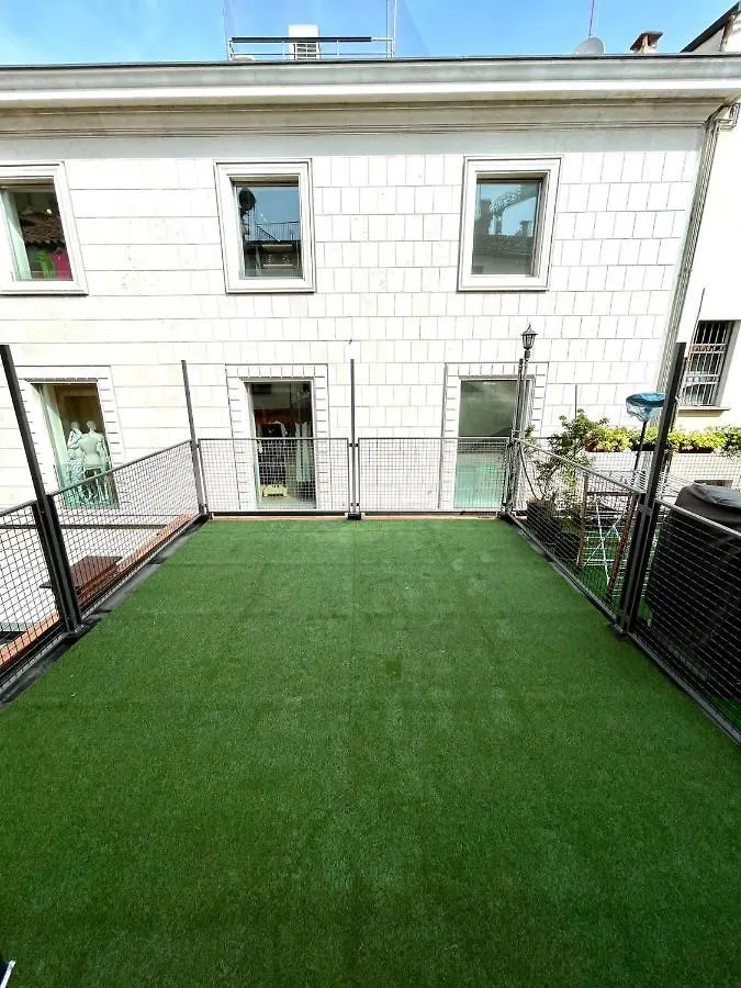Hesperia Apartment Treviso 0*,